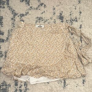 Hollister Women's Floral Wrap Skirt